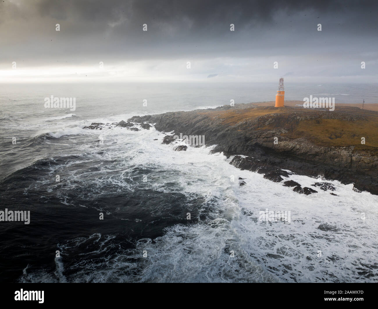 L'Islande, le phare sur le rivage de lac Jokulsarlon Banque D'Images