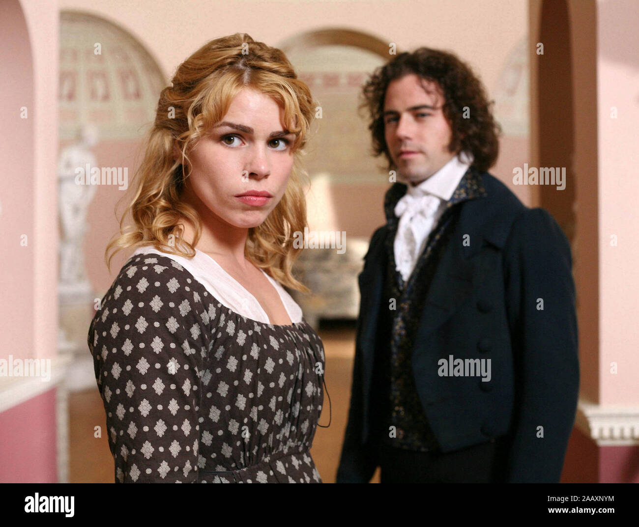 Mansfield Park 2007 BILLIE PIPER ET JOSEPH BEATTIE à Mansfield Park (2007), réalisé par IAIN B.  MACDONALD. Entreprise : Crédit photos / Album Photo Stock - Alamy