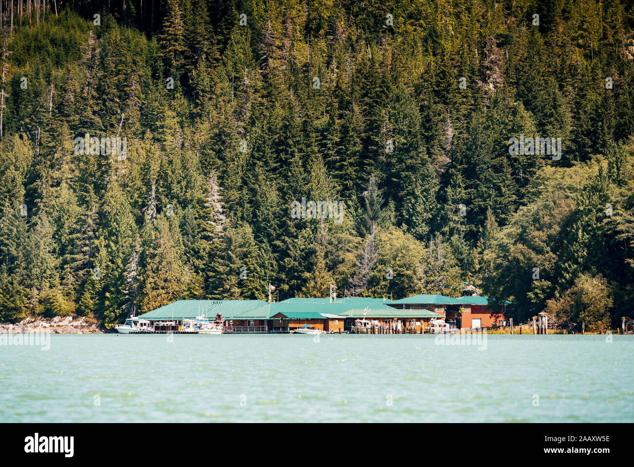 Knight Inlet, eco lodge sur la côte. British Columbia, Canada Banque D'Images