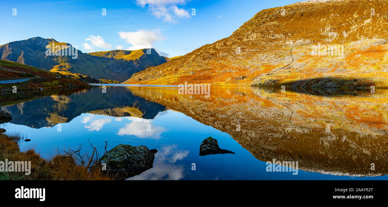 Llyn Ogwen, près de Bethesda, Gwynedd, au nord du Pays de Galles. Image prise en novembre 2019. Banque D'Images