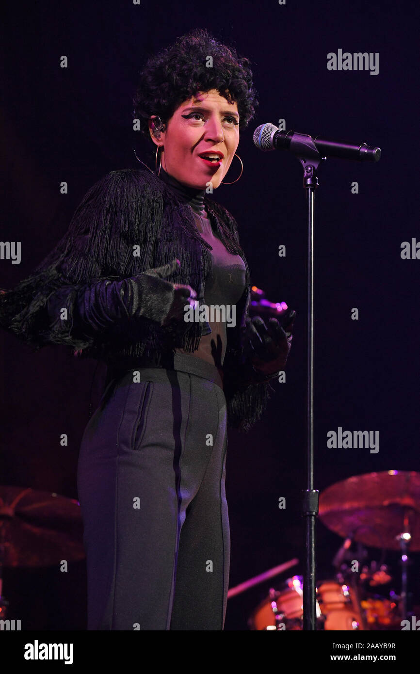 Sunrise FL, USA. 23 Nov, 2019. Emily King effectue au BB&T Center le 23 novembre 2019 à Sunrise, en Floride. Credit : Mpi04/media/Alamy Punch Live News Banque D'Images