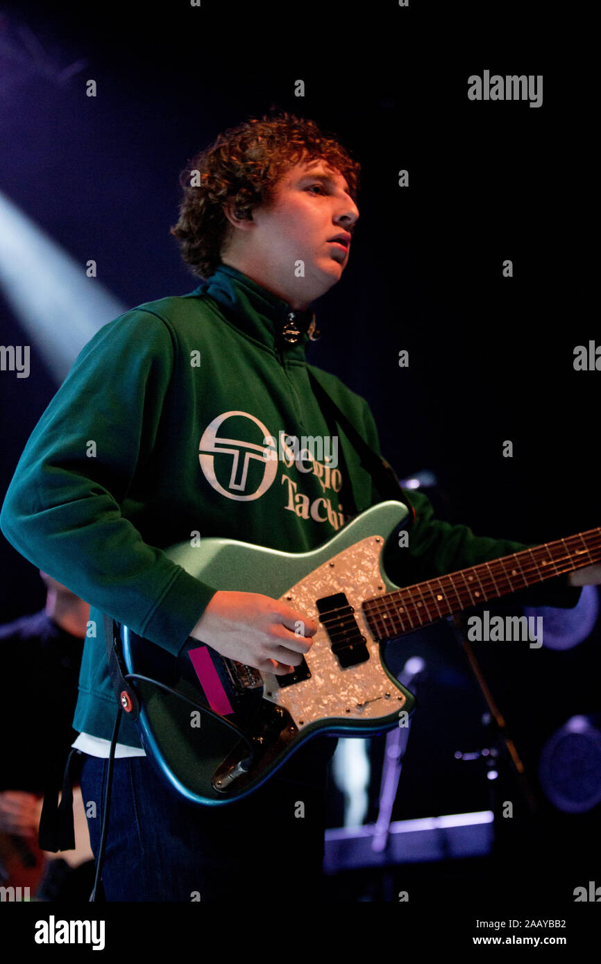 Manchester, UK. 23 novembre, 2019. Le groupe écossais Snuts en concert à la Manchester Academy 1 appuyer Lewis Capaldi dans un spectacle. Banque D'Images