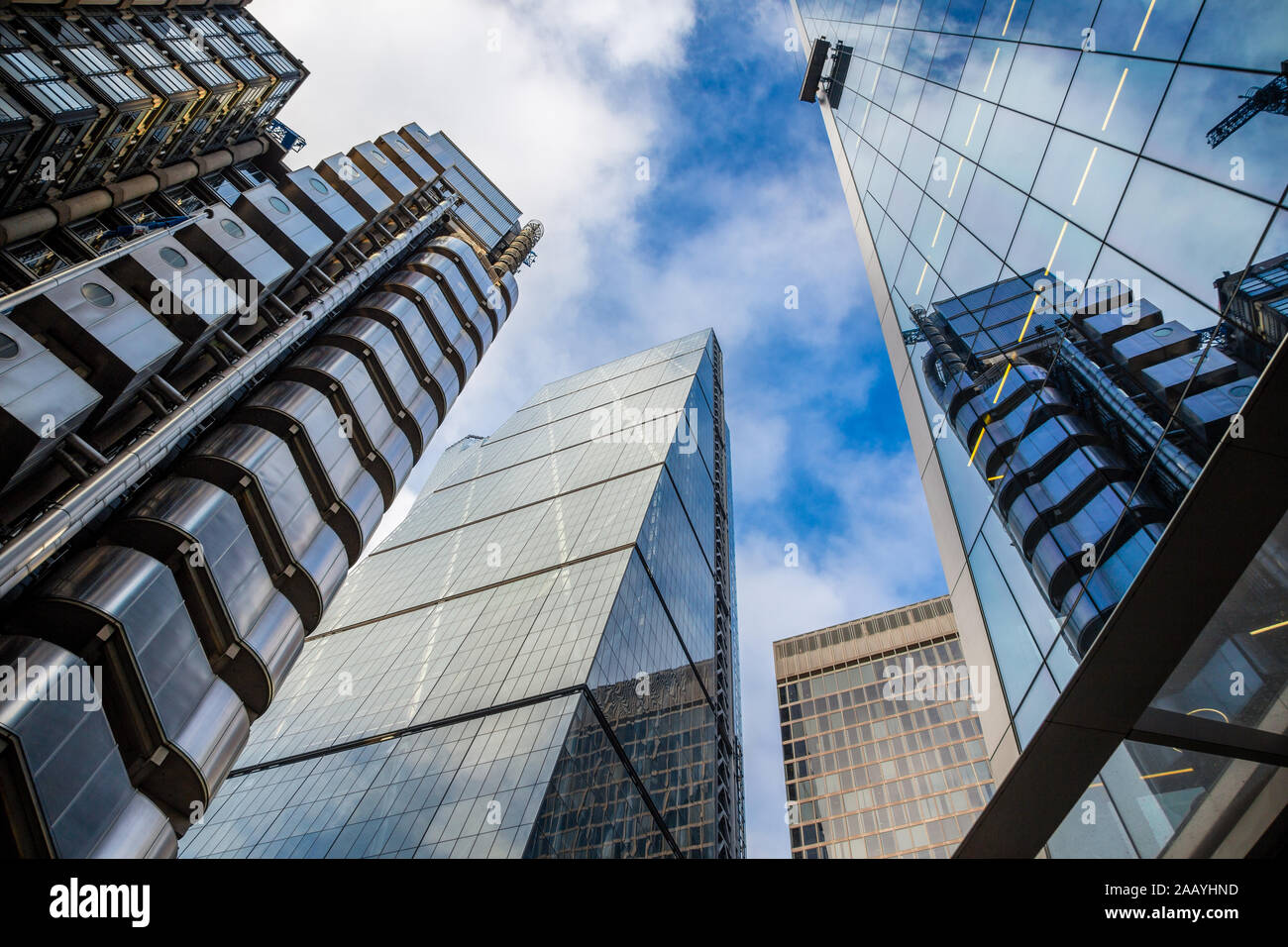 Gratte-ciel dans le quartier financier de Londres, la Lloyds building, l'Cheesegrater, le scalpel,Angleterre Banque D'Images