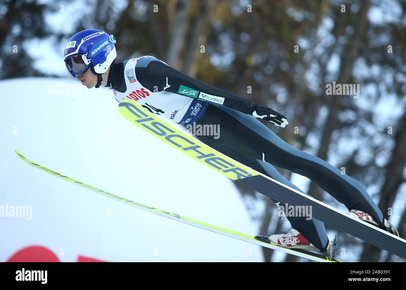 Vu en action lors de l'épreuve individuelle de la Coupe du monde de saut à ski FIS de Wisla. Banque D'Images