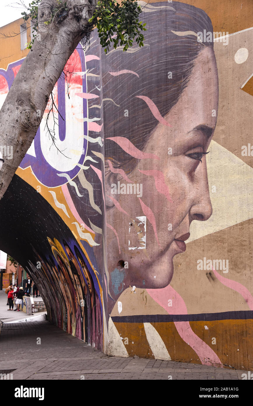 Lima, Pérou - Nov 17, 2019 : art urbain dans les rues de quartier Barranco de Lima Banque D'Images