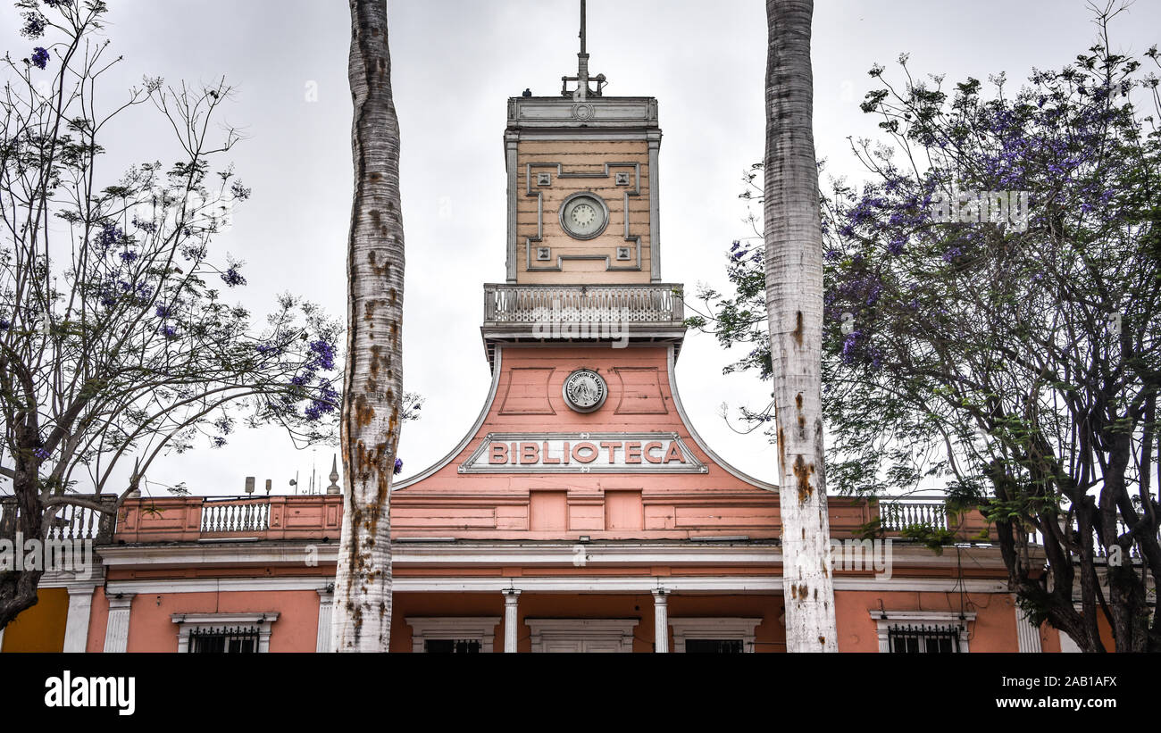Lima, Pérou - Nov 17, 2019 : Public Library building, Parque Municipal, Barranco Banque D'Images