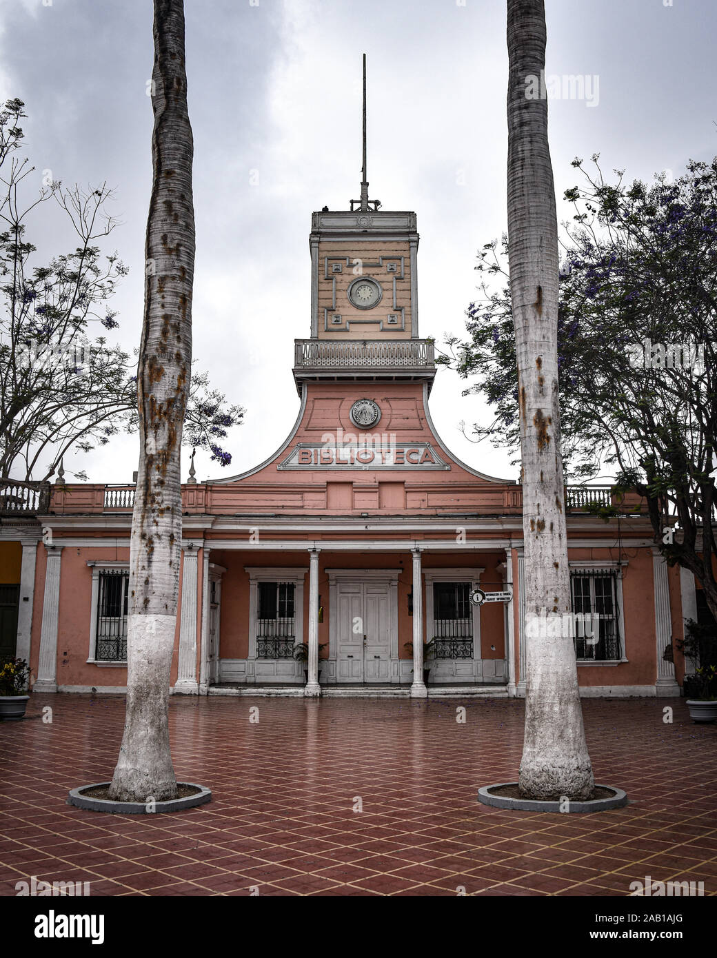 Lima, Pérou - Nov 17, 2019 : Public Library building, Parque Municipal, Barranco Banque D'Images