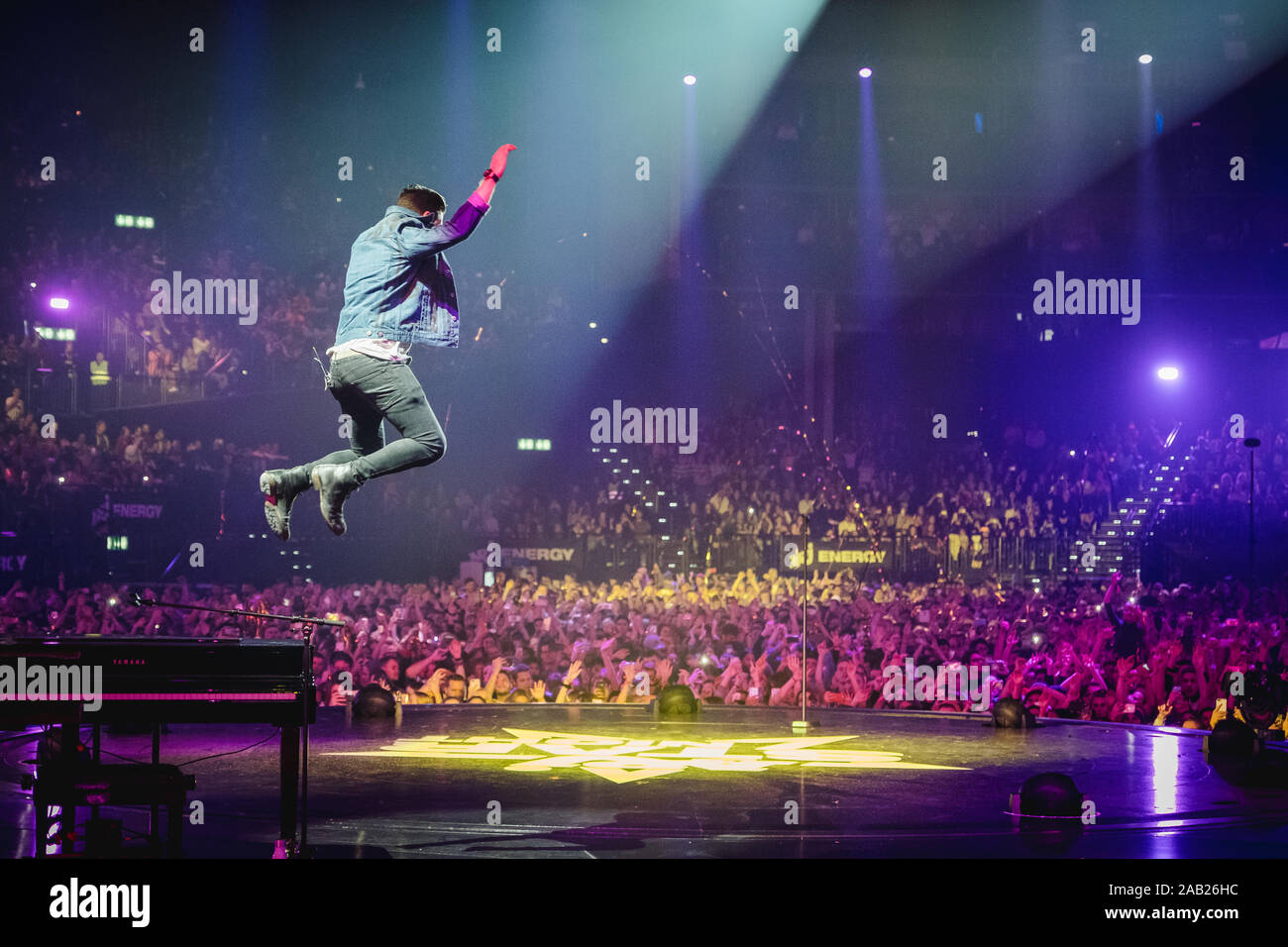 Zurich, Suisse. 22 novembre 2019. L'auteur-compositeur et Justin Jesso effectue un concert live au cours de la Nuit 2019 Energy Star au Hallenstadion à Zurich. (Photo crédit : Gonzales Photo - Tilman Jentzsch). Banque D'Images