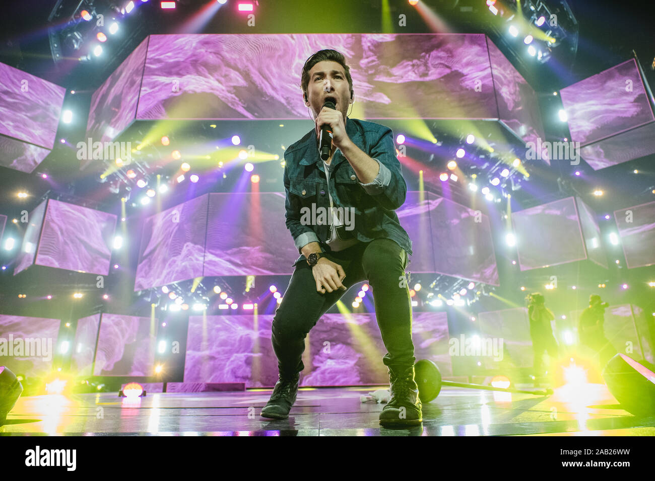 Zurich, Suisse. 22 novembre 2019. L'auteur-compositeur et Justin Jesso effectue un concert live au cours de la Nuit 2019 Energy Star au Hallenstadion à Zurich. (Photo crédit : Gonzales Photo - Tilman Jentzsch). Banque D'Images