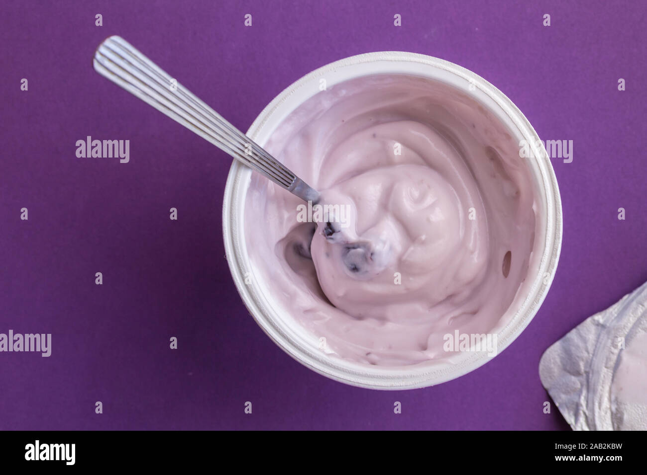 Couvercle Sur Pot De Yaourt Banque D Image Et Photos Alamy