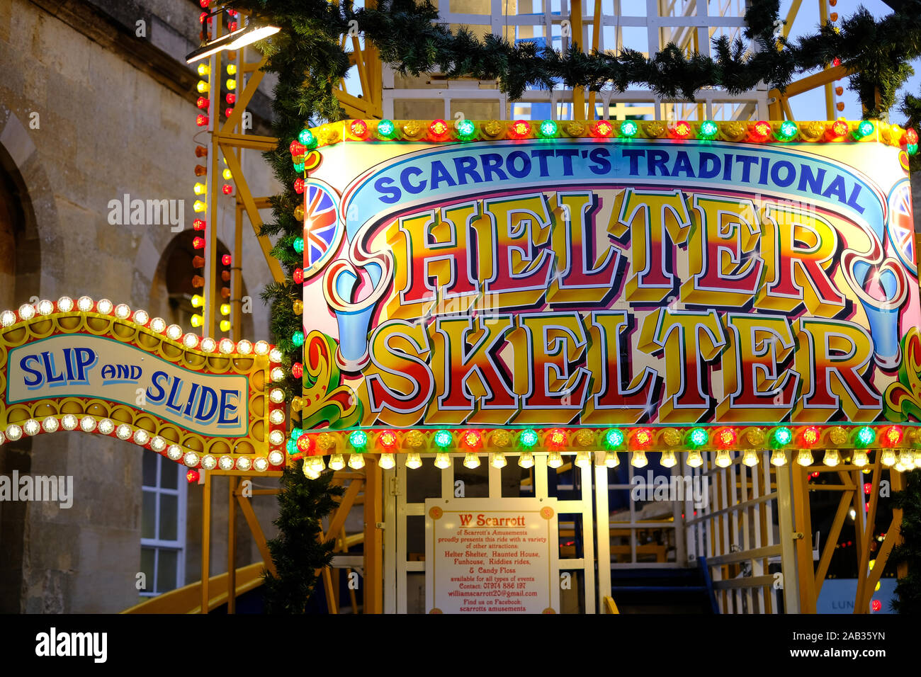Helter Skelter traditionnel Ride Banque D'Images