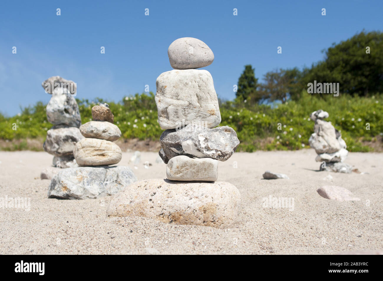 Steinstapel am Strand von Langholz |tas de pierres sur la plage off Langholz| Banque D'Images