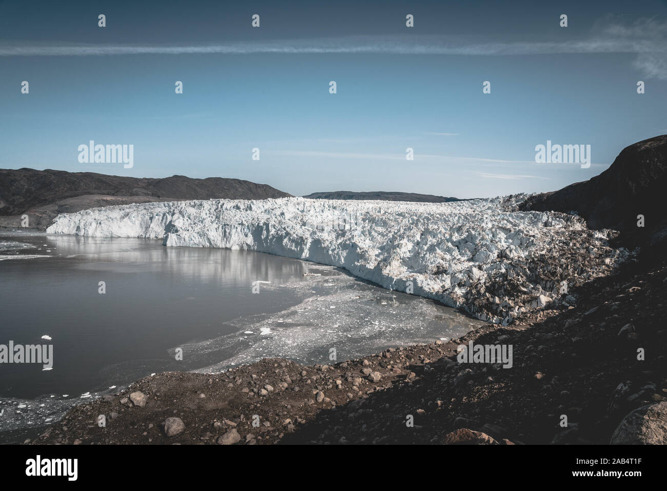 Le Groenland, Eqip Sermia, Eqi Glacier au Groenland La baie de Disko. Le matin, une excursion en bateau sur la mer arctique, de la baie de Baffin, le vêlage des glaciers. Des brise-glace Banque D'Images