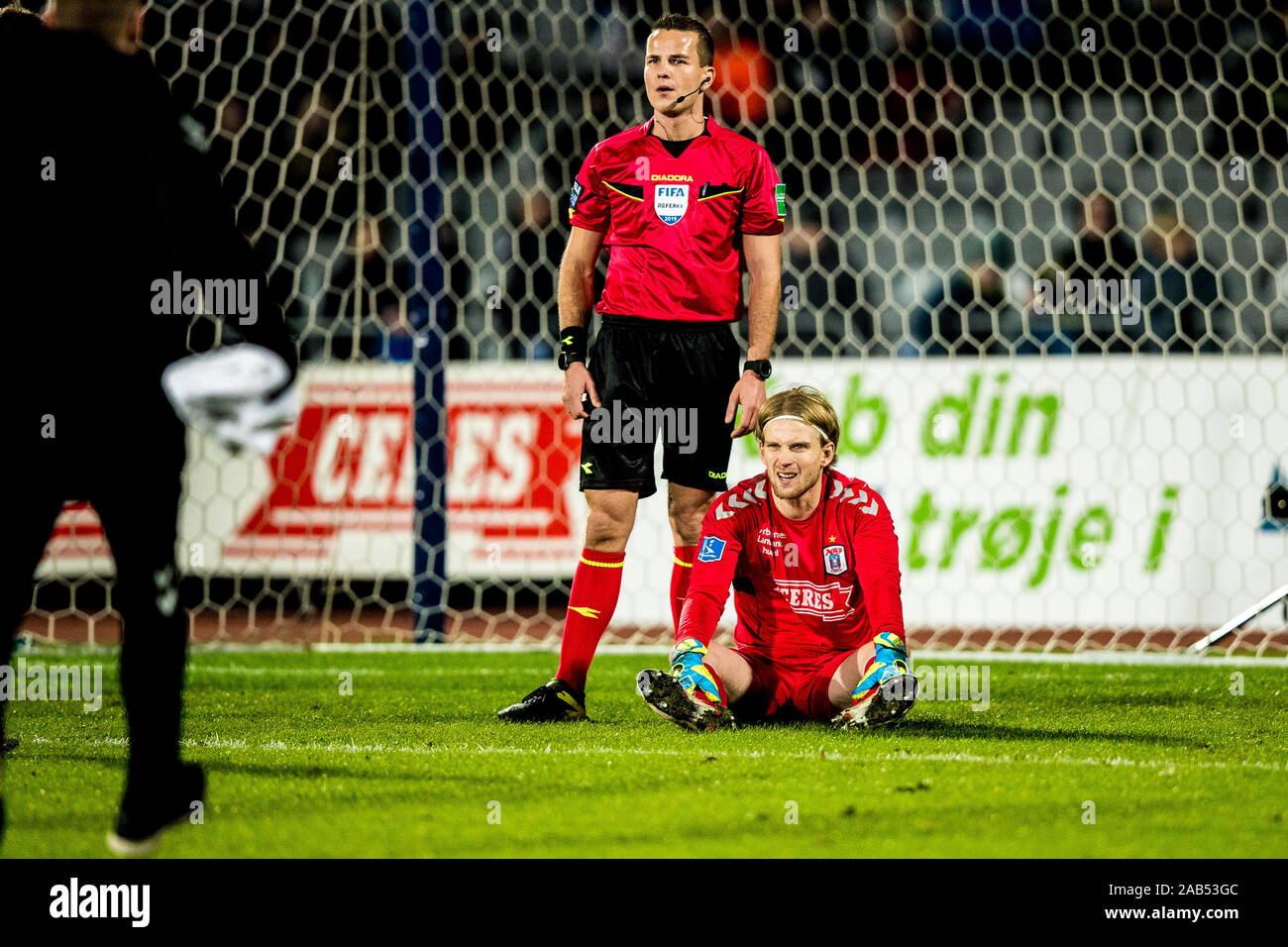 Aarhus, Danemark. 24 Nov, 2019. Le gardien William Eskelinen (1) de AGF vu durant la 3F Superliga match entre AGF et Brøndby IF au parc Ceres à Aarhus. (Photo crédit : Gonzales Photo/Alamy Live News Banque D'Images