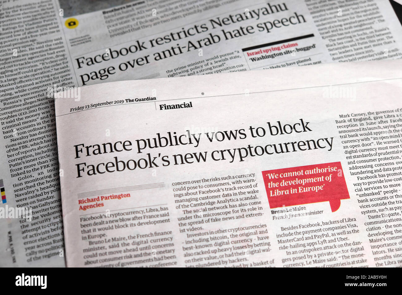 'France voeux publiquement pour bloquer le nouveau Facebook' cryptocurrency Guardian titre page intérieure 13 Septembre 2019 London England UK Banque D'Images