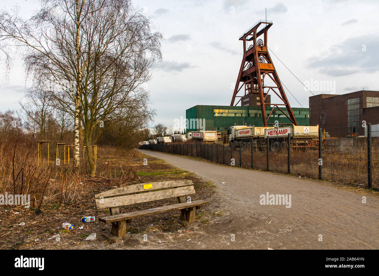 Fosse Double châssis de l'ancienne mine de Pluton, à Herne, aujourd'hui d'une zone industrielle, Banque D'Images