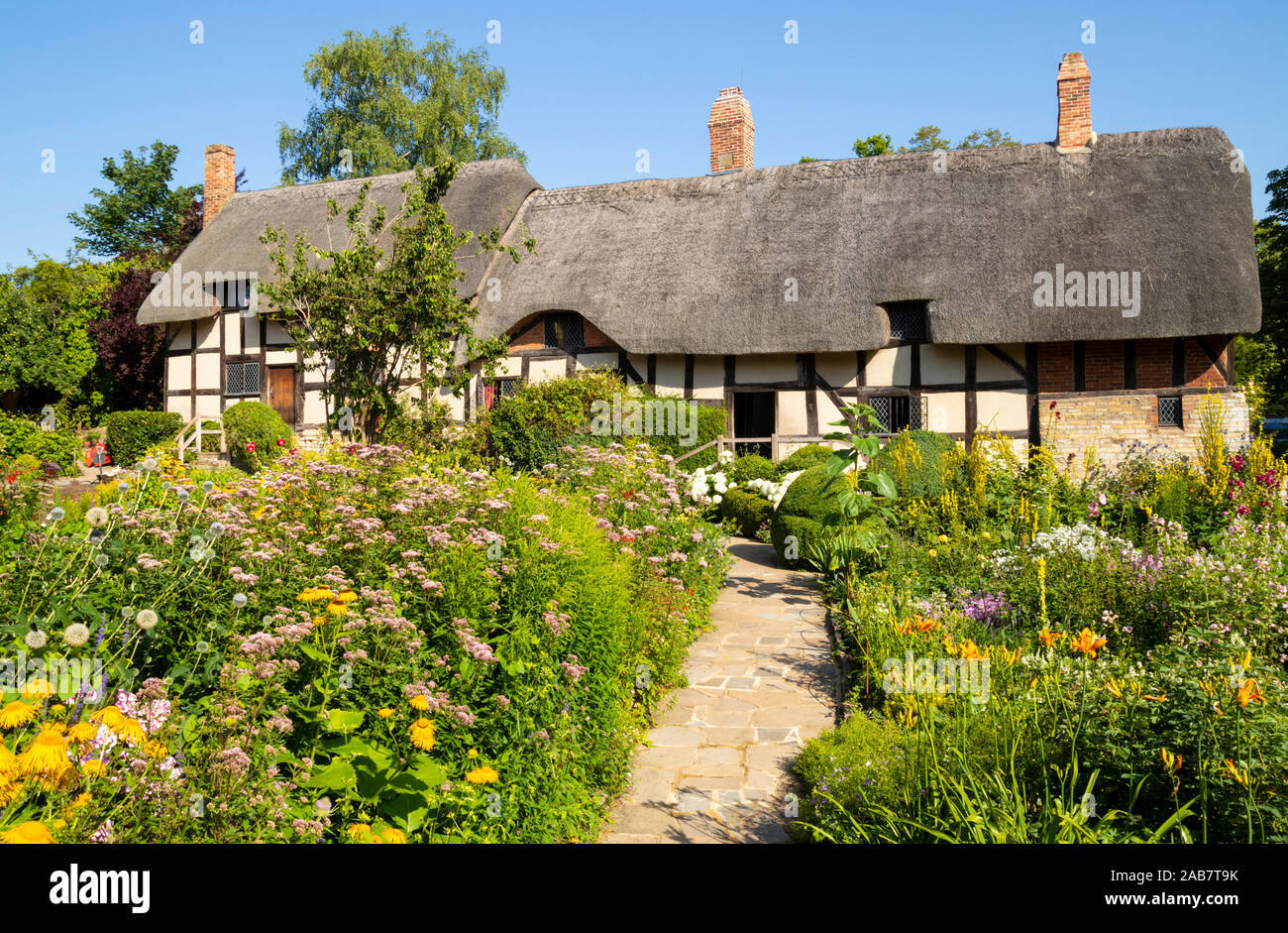 Anne Hathaway's Cottage, une chaumière et cottage garden, Shottery, près de Stratford Upon Avon, Warwickshire, Angleterre, Royaume-Uni, Europe Banque D'Images