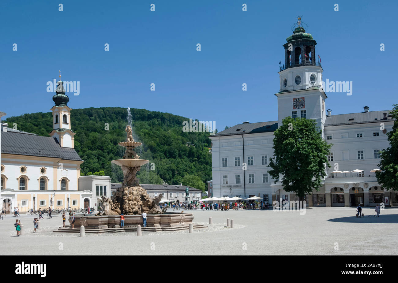 Place de la ville, musée, Site du patrimoine mondial de l'UNESCO, Salzburg, Autriche, Europe Banque D'Images