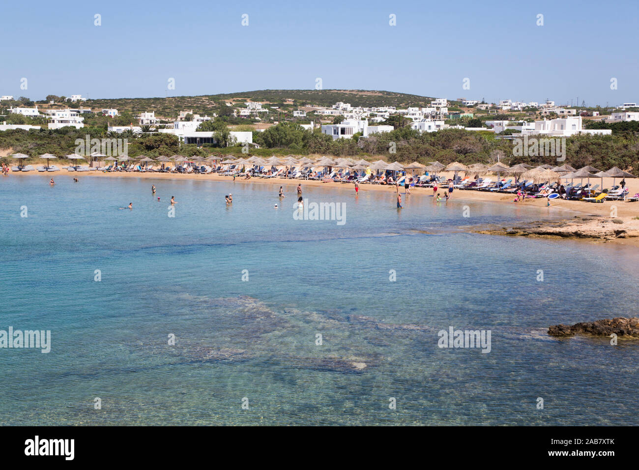 La plage de Santa Maria, l'île de Paros, Cyclades, îles grecques, Grèce, Europe Banque D'Images