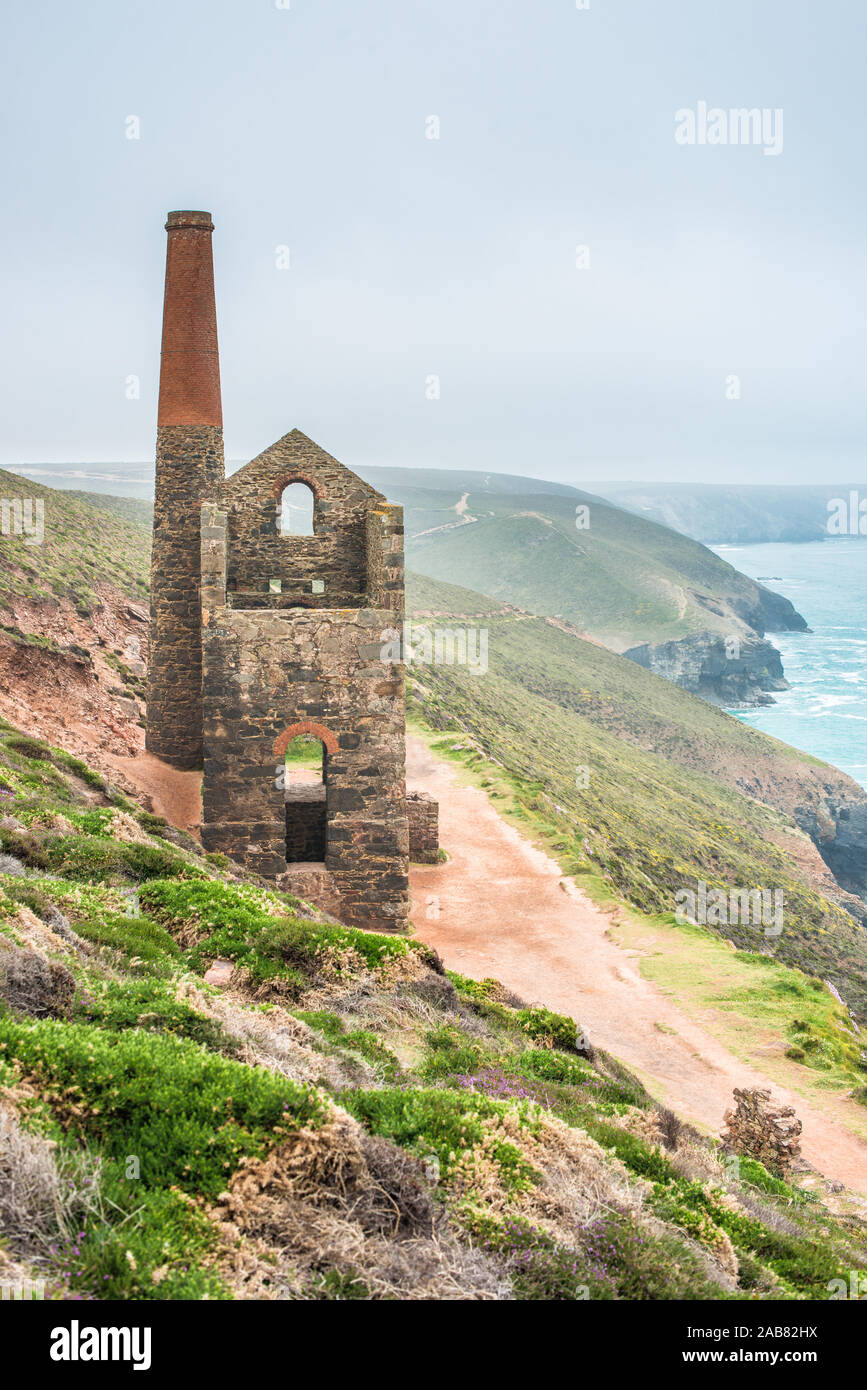 L'arbre du moteur de pompage d'Towanroath House, partie de la papule Coates mine près de St Agnes, tête de l'UNESCO, Cornwall, Angleterre, Royaume-Uni, Europe Banque D'Images