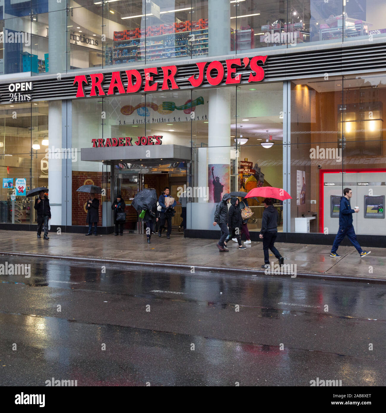 L'épicerie Trader Joe's, 72e Rue, New York City, États-Unis d'Amérique. Banque D'Images