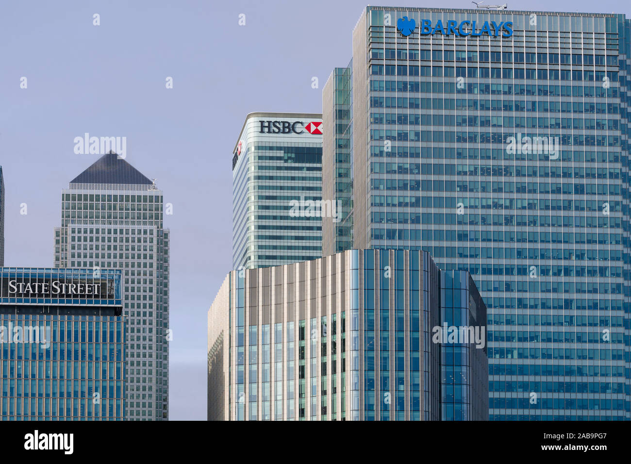 State Street, One Canada Square, HSBC et Barclays Bank Building, Canary Wharf, le quartier financier de Londres, UK du quartier des affaires de Canary Wharf est cons Banque D'Images State Street, One Canada Square, HSBC et Barclays Bank Building, Canary Wharf, le quartier financier de Londres, UK du quartier des affaires de Canary Wharf est cons Banque D'Images
