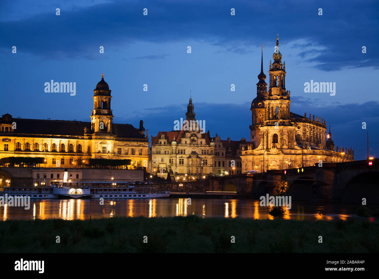 Dresden bei nacht, Sachsen, Bundesrepublik Deutschland Banque D'Images