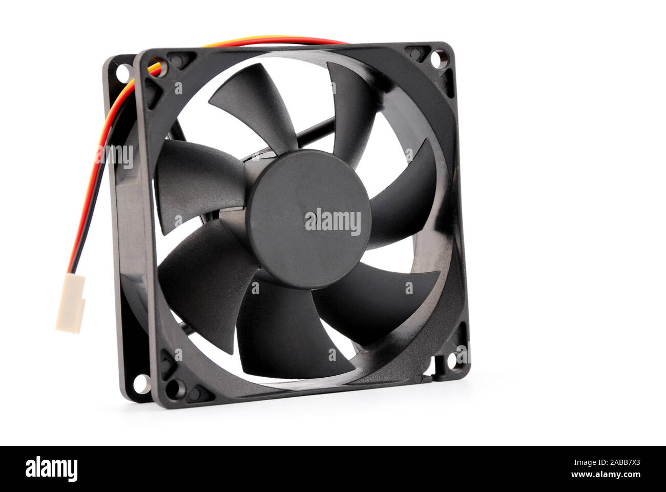 Le ventilateur de l'ordinateur isolé sur fond blanc Banque D'Images