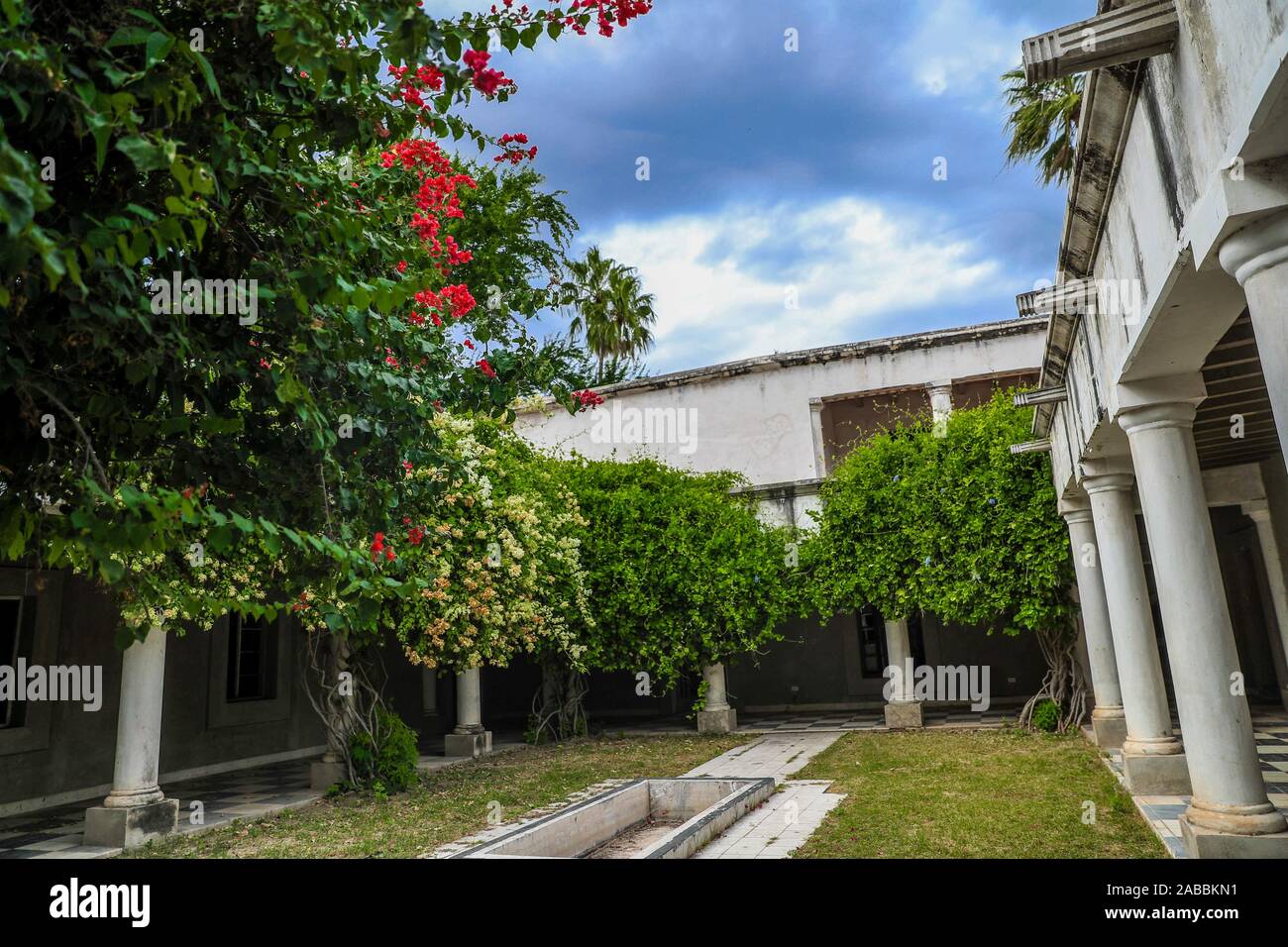 Las Delicias hacienda abandonnée dans la ville magique de Alamos Sonora, Mexique. Maison de délices. ferme, l'architecture. Style Italien, l'architecture italienne. La ville magique Alamos, Sonora, Mexique.', tourisme, © (© Photo : LuisGutierrez NortePhoto.com) abandonada / hacienda Las Delicias en el Pueblo Mágico de Alamos Sonora, Mexique. Casa de Las Delicias. finca, arquitectura. estilo italiano, arquitectrura italiana. el pueblo Mágico Alamos, Sonora, Mexique. turista, turismo, © (© Photo : LuisGutierrez NortePhoto.com) / Banque D'Images