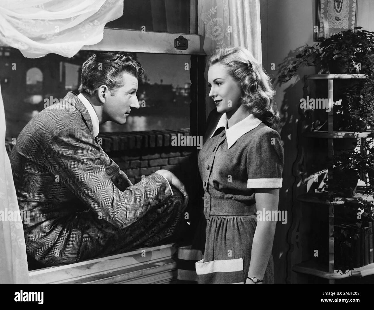 Me demande l'homme, de gauche à droite : Danny Kaye, Virginia Mayo, 1945 Banque D'Images