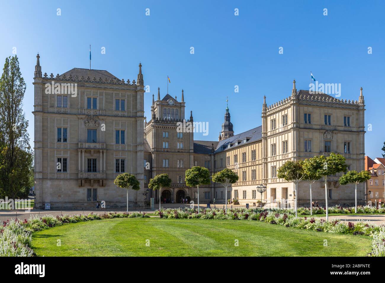 Fermer la vue d'Ehrenburg Palace sur une journée ensoleillée à Coburg, Bavière, Allemagne Banque D'Images