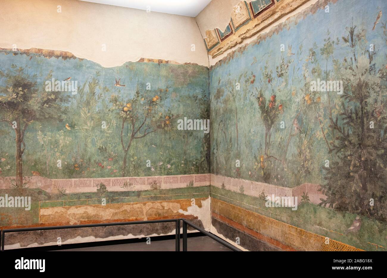 Italie, Rome, Palazzo Massimo alle terme, Musée national romain, Villa di Livia a Prima Porta (Ier siècle av. J.-C.), peintures romaines Banque D'Images