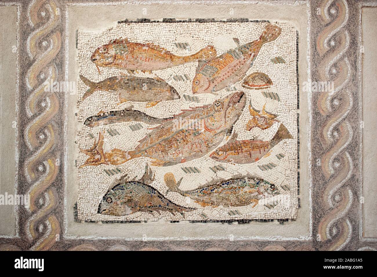 Italie, Rome, Palazzo Massimo alle terme, Museo Nazionale Romano, Musée national romain, mosaïque romaine avec poissons (2nd-3rd siècle après J.-C.) Banque D'Images