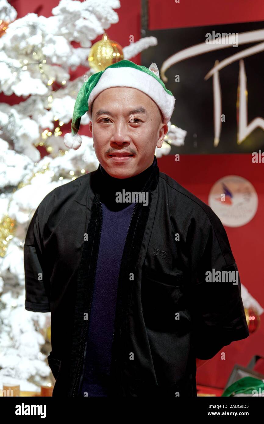 Paris, France.20 novembre 2019. Steve Tran assiste au lancement du « Peres Noel Verts » du secours populaire Français à Paris, en France Banque D'Images