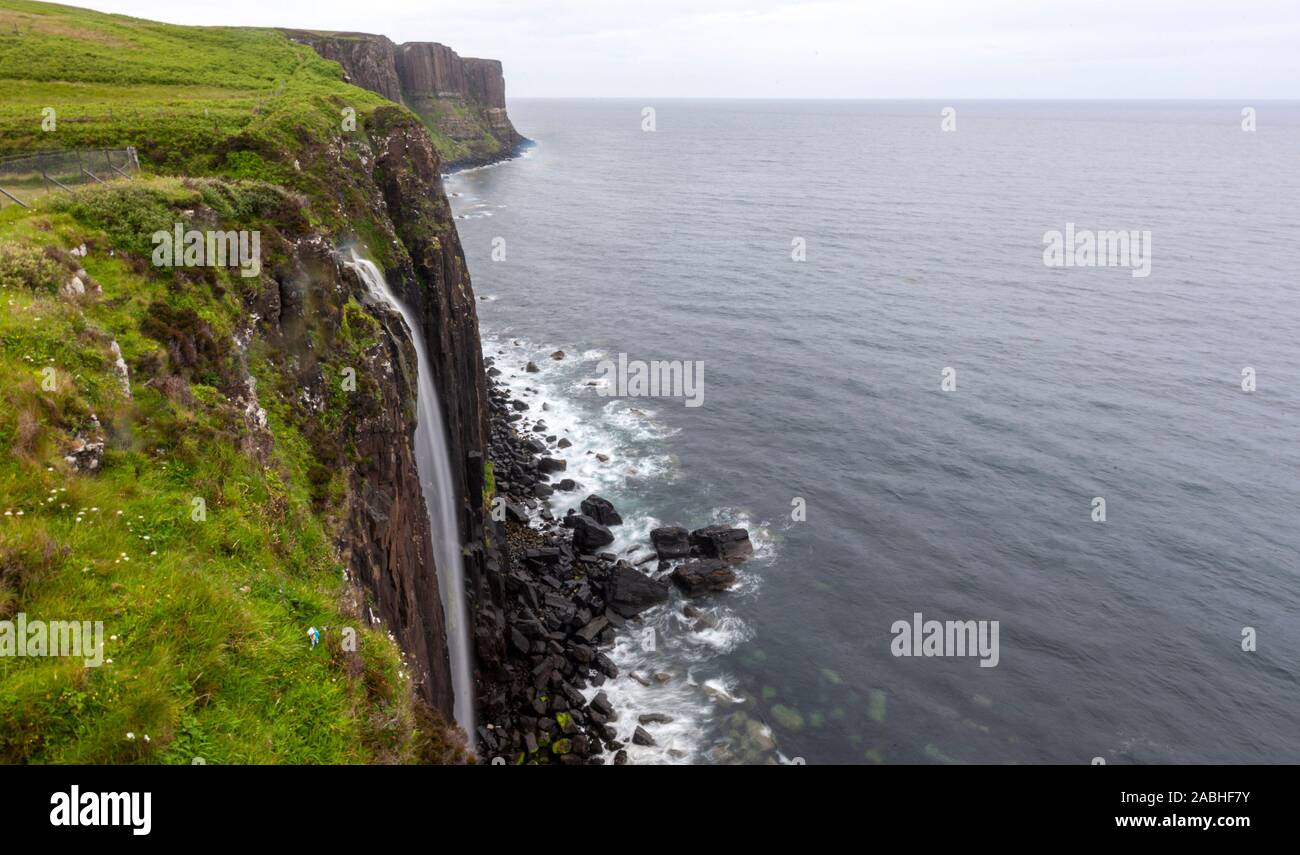 Mealt Falls Kilt Rock et Point de vue, l'île de Skye, Écosse, Royaume-Uni Banque D'Images