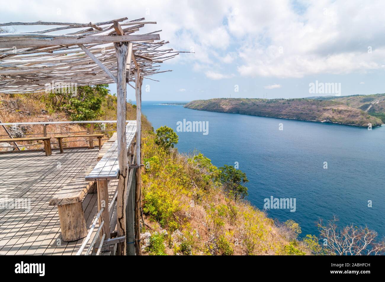 Terrasse, balcon, bar, Nusa Penida Nusa Ceningan, vues de Bali, Indonésie Banque D'Images