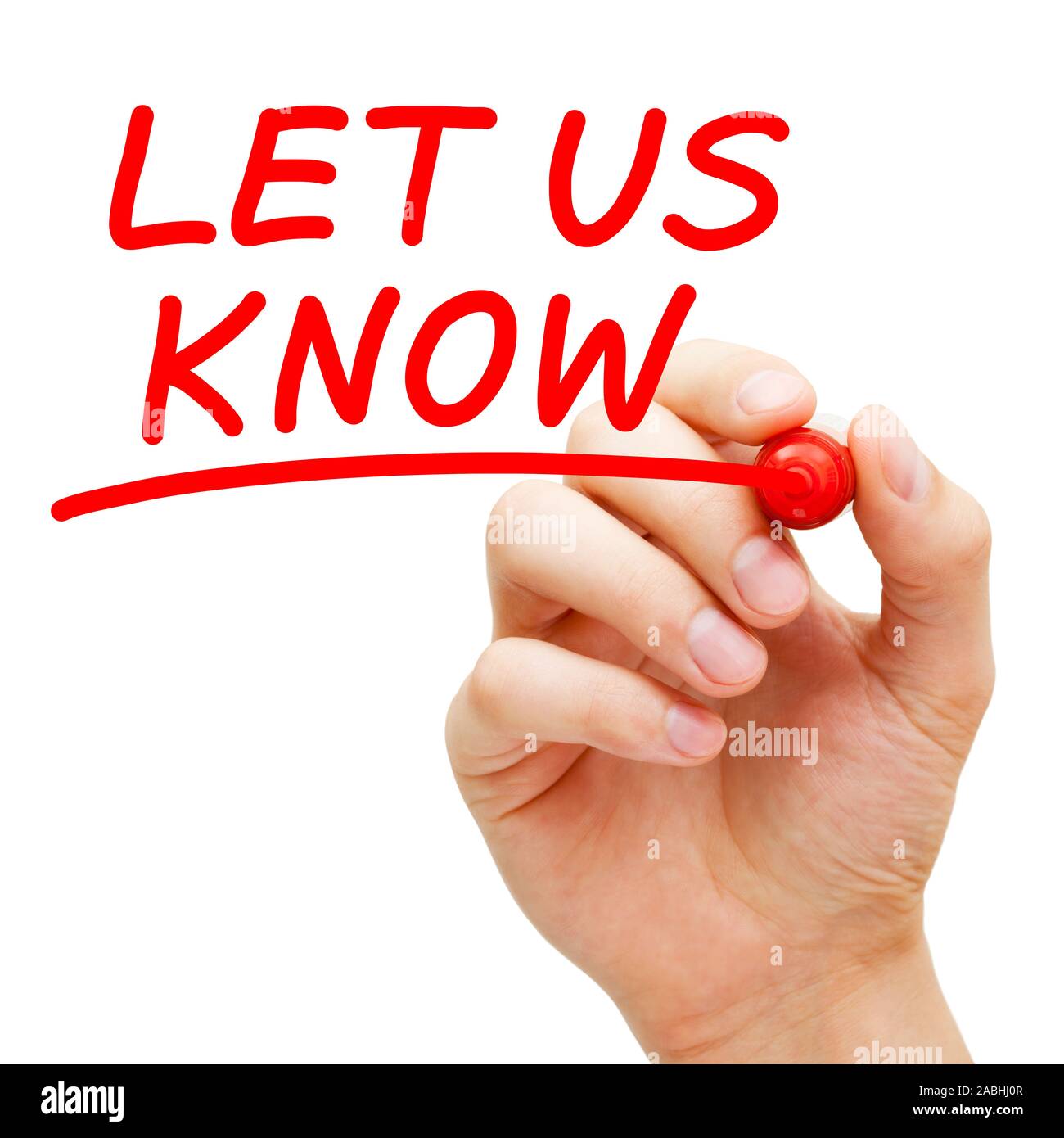 La main Faites-nous savoir vos commentaires concept avec marqueur rouge sur transparent conseil essuyer isolé sur fond blanc. Banque D'Images