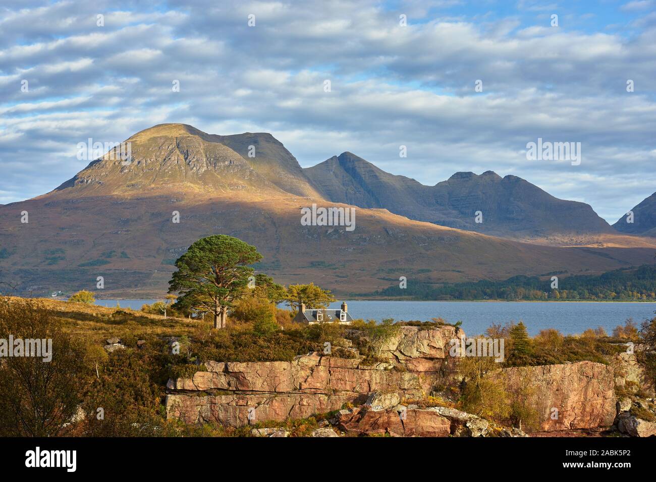 Alligin Beinn voyage Upper Loch Torridon de Aird Mhor, Torridon, Wester Ross, Highland, Scotland Banque D'Images