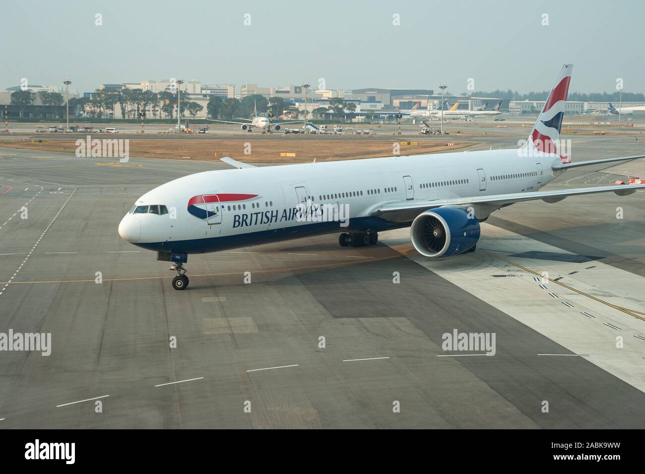 12.09.2019, Singapour, République de Singapour, en Asie - un British Airways Boeing 777-300 ER avion du passager à l'aéroport de Changi. Banque D'Images