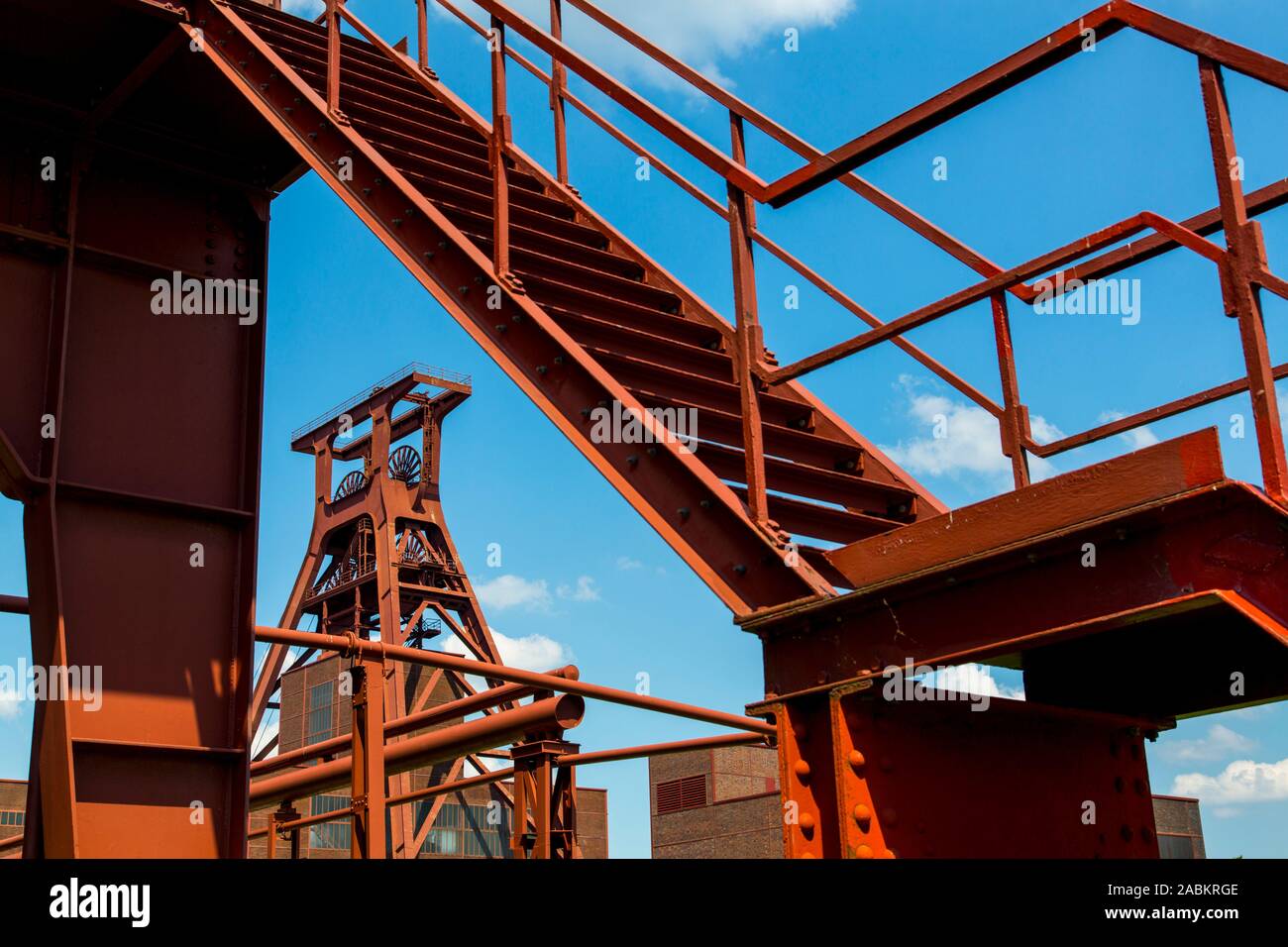 La mine Zollverein classé au patrimoine mondial, à Essen, l'arbre, Zollverein XII fosse double trame, Allemagne Banque D'Images