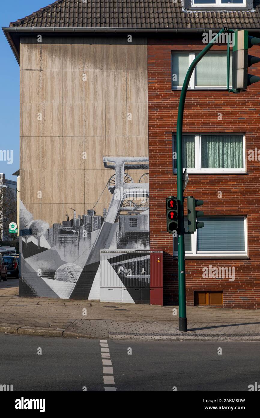 Peinture murale de l'exploitation minière sur un bâtiment résidentiel dans la mine Zollverein, Essen Rüttenscheid châtelet, XII, l'arbre Banque D'Images