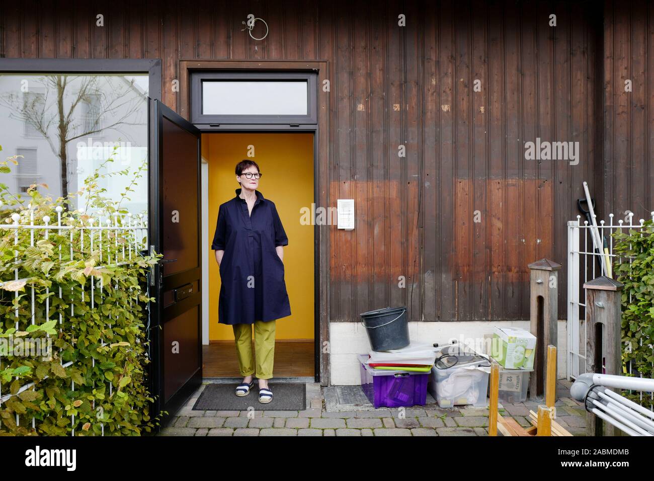 L'enseignant de maternelle Carmen Kreglinger-Kreutz a réussi l'école Maternelle Montessori 'Ein Kinderspiel' dans Hippelstraße 30 a pendant de nombreuses années. Maintenant, elle a dû abandonner parce qu'elle ne pouvait pas trouver un successeur. [Traduction automatique] Banque D'Images