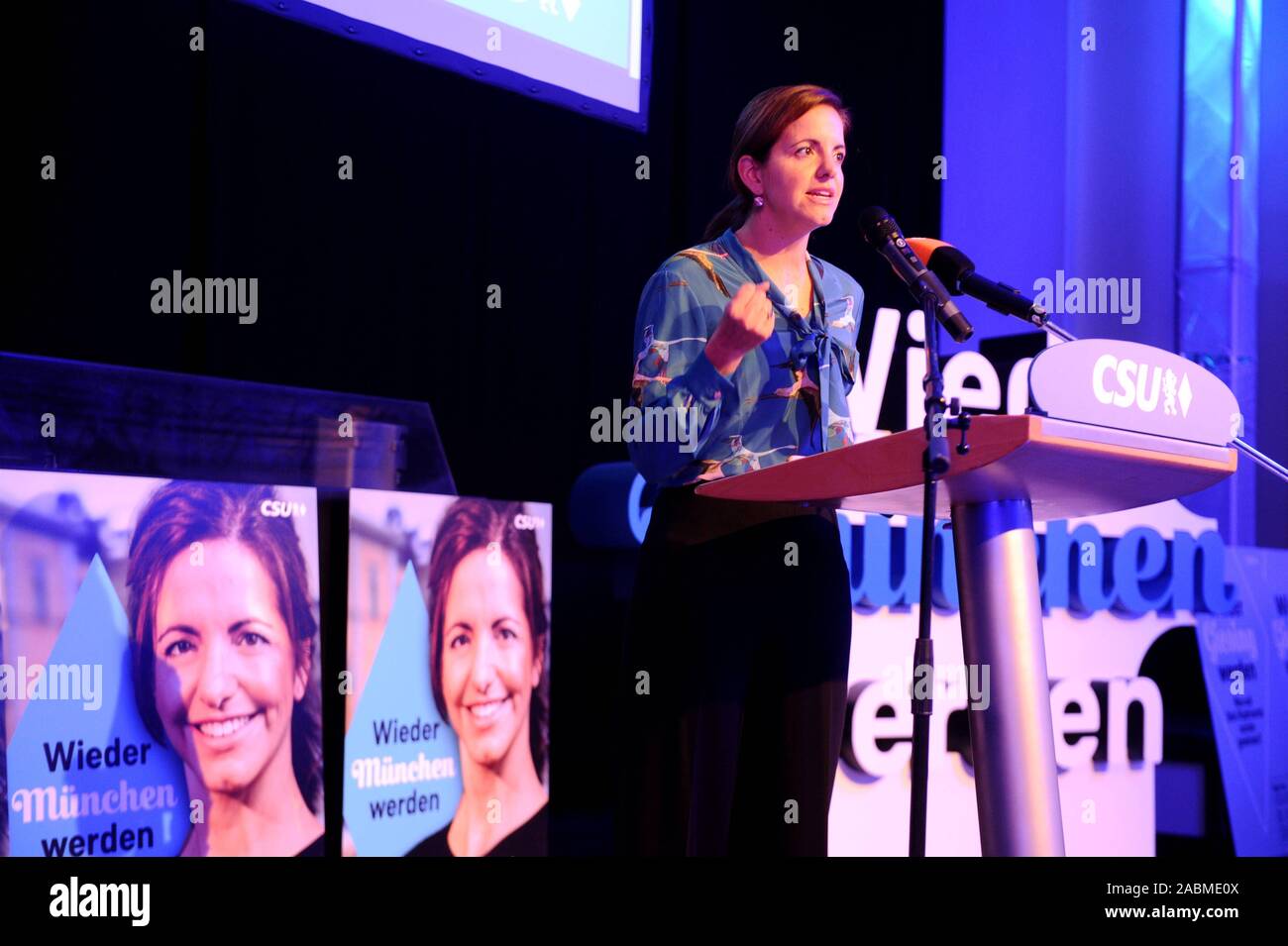 Kristina Frank, l'éternel candidat du maire et d'abord sur la liste des candidats, prend la parole au CSU'S Liste des candidats pour les élections municipales de 2020 à Munich. [Traduction automatique] Banque D'Images