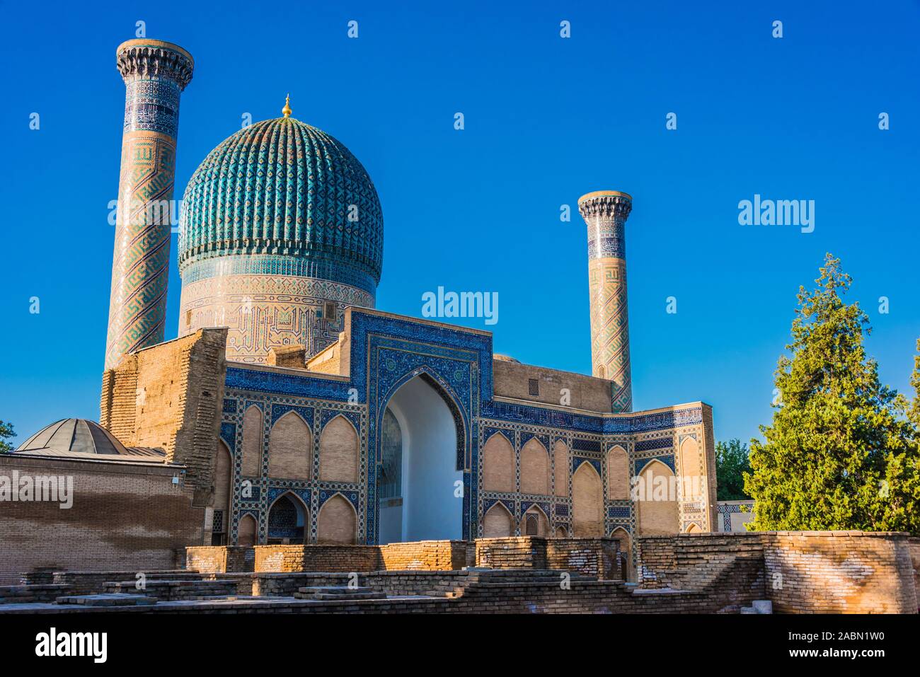 Gur-e Amir ou Guri Amir (Tombeau du Roi), un mausolée de l'Asian conquérant Tamerlan à Samarkand, Ouzbékistan. Banque D'Images