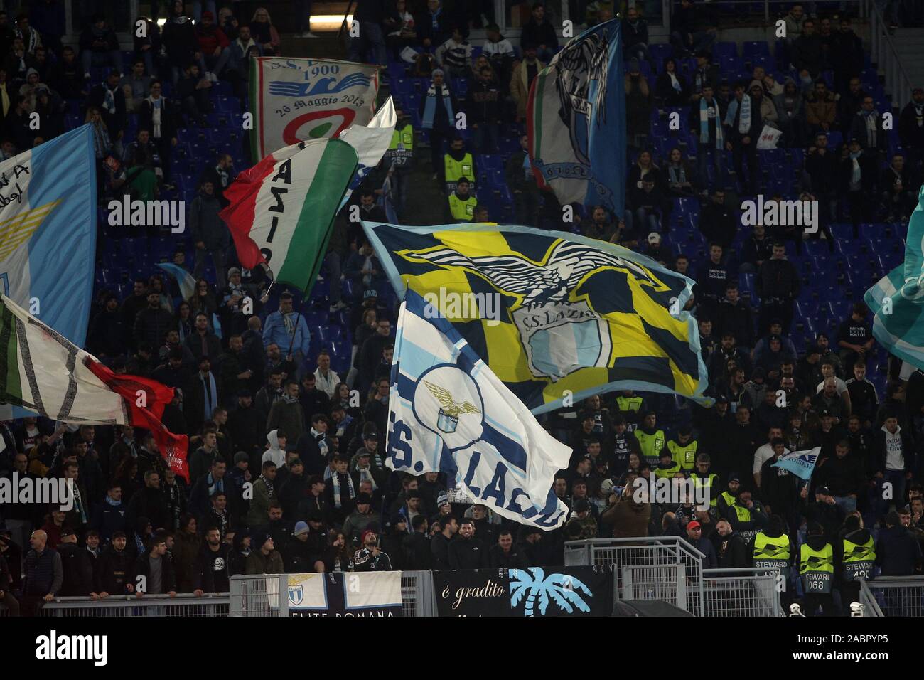 Rome, Italie. 28 Nov, 2019. Rome, Italie - 28 novembre 2019 : Curva Nord partisans Lazio au cours de l'UEFA Europa League Groupe e match de foot entre SS Lazio vs CFR Cluj, au Stade olympique de Rome. Agence Photo crédit : indépendante/Alamy Live News Banque D'Images