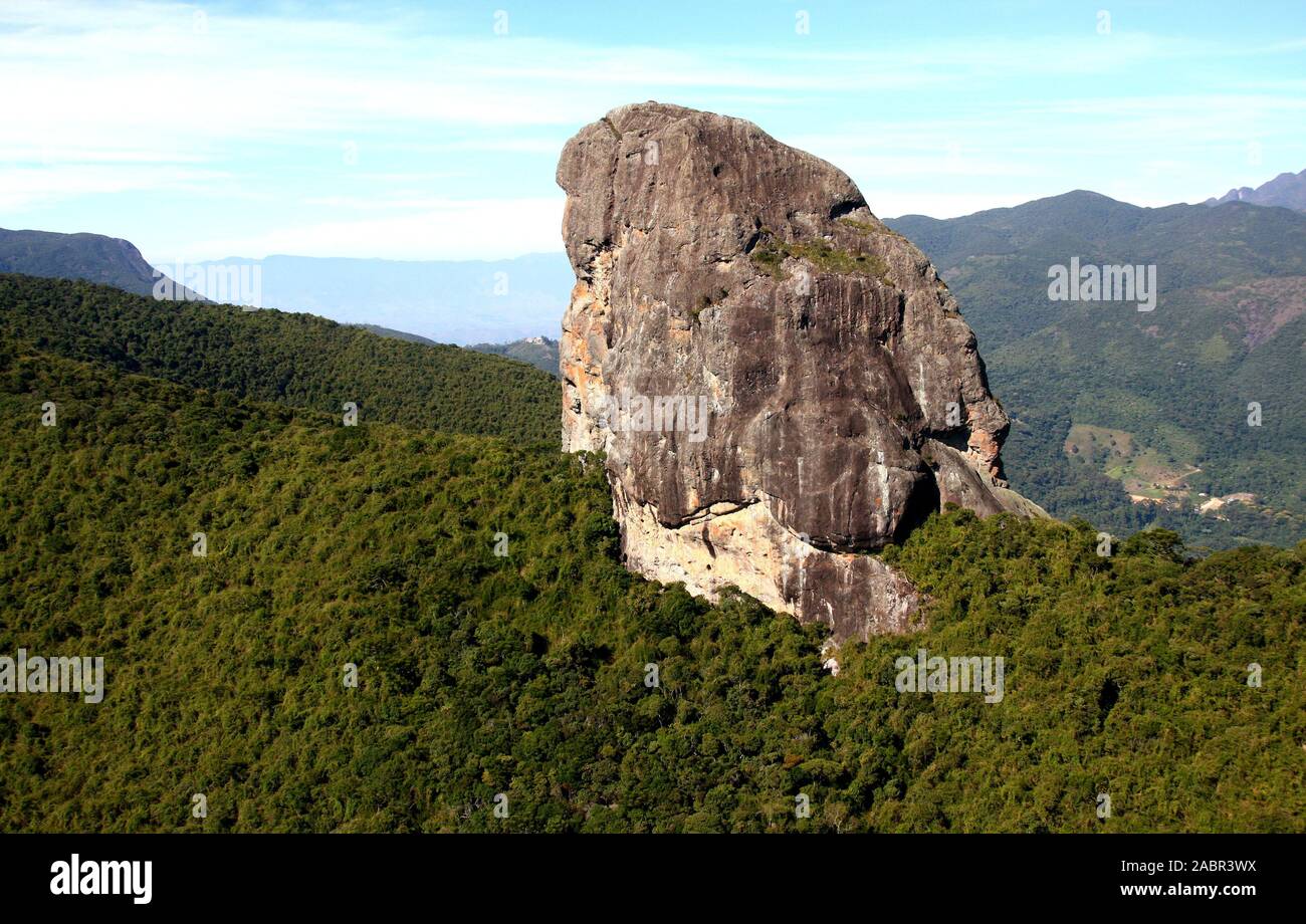 Serra da Mantiqueira, au Brésil, de montagnes, au sud-est du Brésil, des rochers, des forêts de montagne, le Parc National d'Itatiaia, Trem da Serra da Mantiqueira Banque D'Images