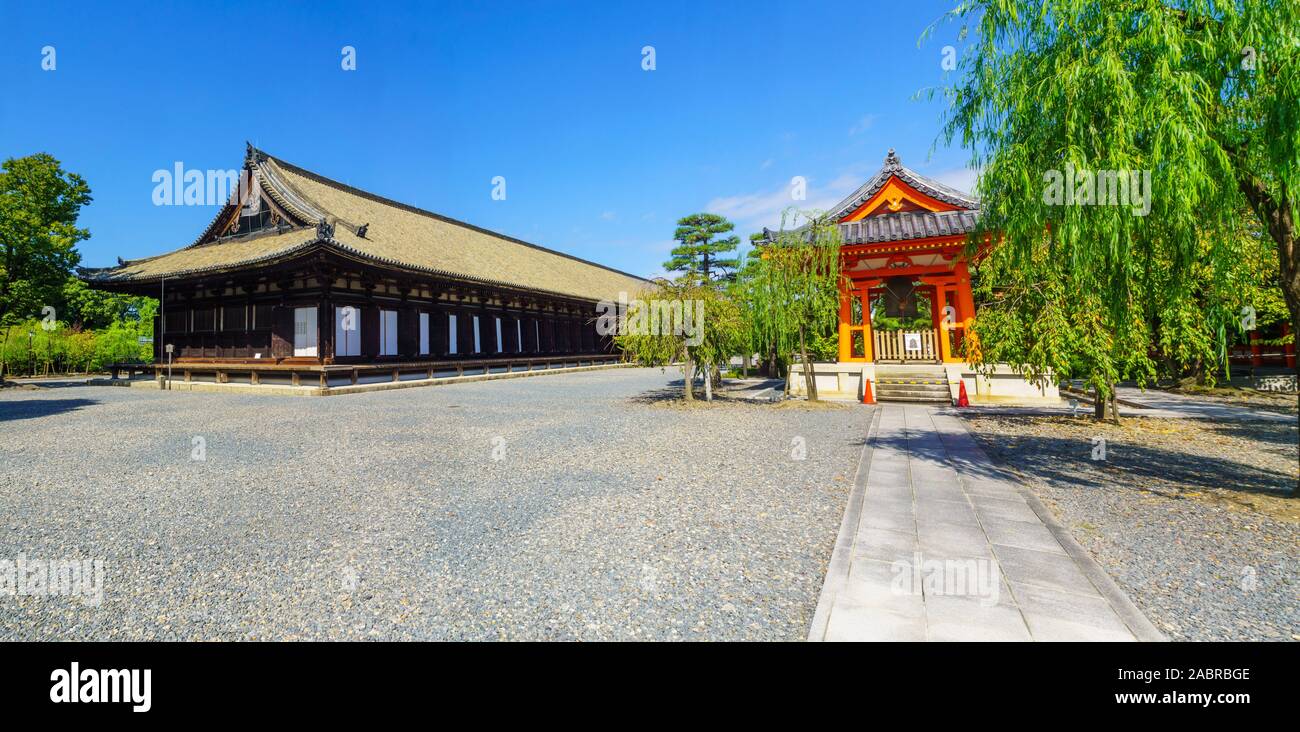 Kyoto, Japon - 10 octobre 2019 : vue sur le temple Sanjusangen-do, à Kyoto, Japon Banque D'Images