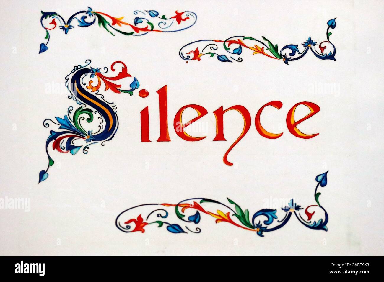 L'église Saint-Philibert de Tournus, le silence. Manuscrit enluminé. Tournus. La France. Banque D'Images