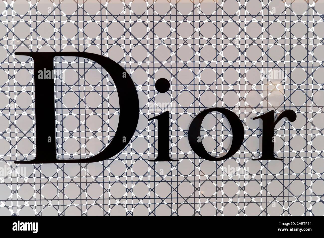 Trang Tien Plaza, magasins de luxe. Christian Dior. Hanoi. Le Vietnam. Banque D'Images