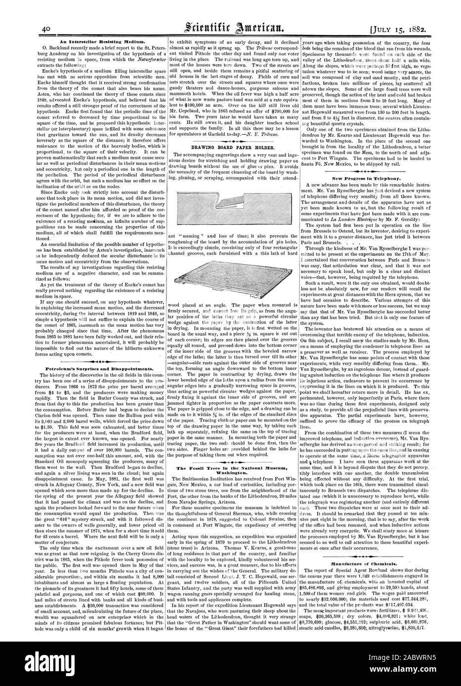 Dépolissage du conseil par l'accumulation de trous. Il est extrêmement simple composé uniquement de quatre arbres fossiles rectangulaire dans le Musée National de Washington. La Smithsonian Institution a reçu de Fort gagner gate Nouveau Mexique un wagon chargé de curiosités y compris por tions de deux arbres une pierre du quartier du Fort l'autre des rives de l'Lithodendron 20 milles de Navajoe Springs en Arizona. Pour ces spécimens massive le musée est redevable à l'attention du général Sherman wh en traversant le continent en 1878 a suggéré au colonel Swaine puis dans Banque D'Images